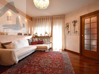 Quadrilocale in Vendita a Torino, 354'000&euro;, 107 m²