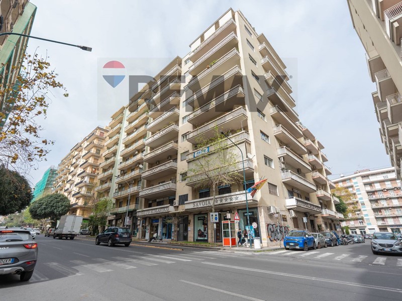 Appartamento in Vendita a Catania, 325'000&euro;, 153 m²