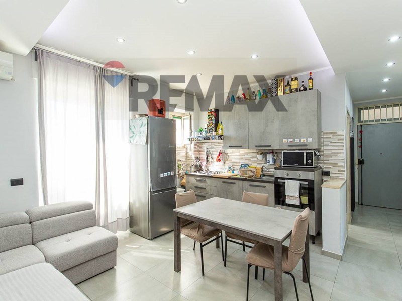 Trilocale in Vendita a Catania, 89'000&euro;, 80 m²