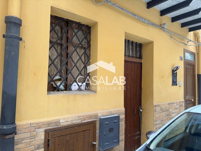 Bilocale in Vendita a Carini, 9'000&euro;, 29 m²