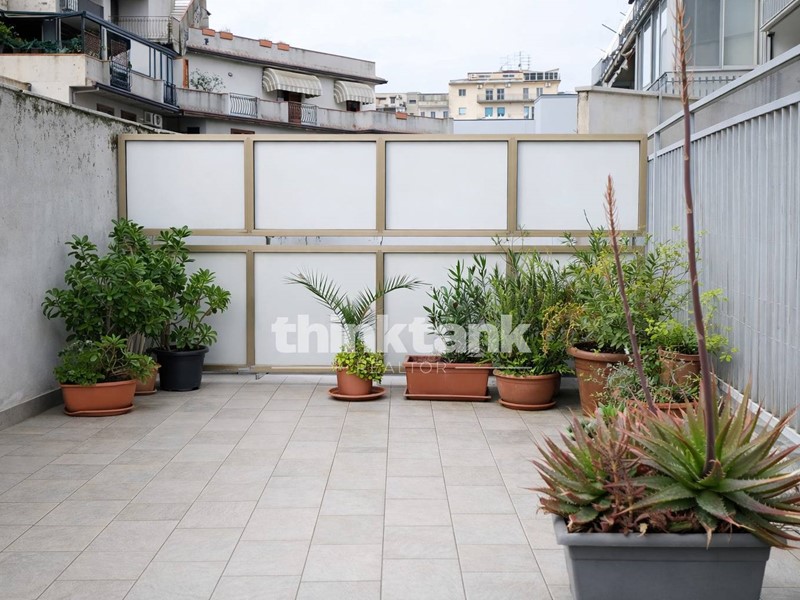 Trilocale in Vendita a Catania, 155'000&euro;, 75 m²