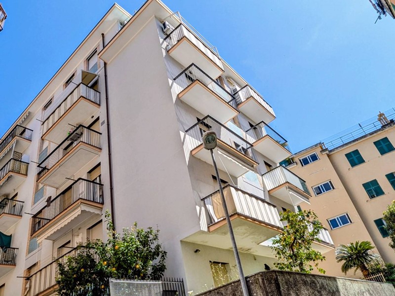 Bilocale in Affitto a Arenzano, 70 m²