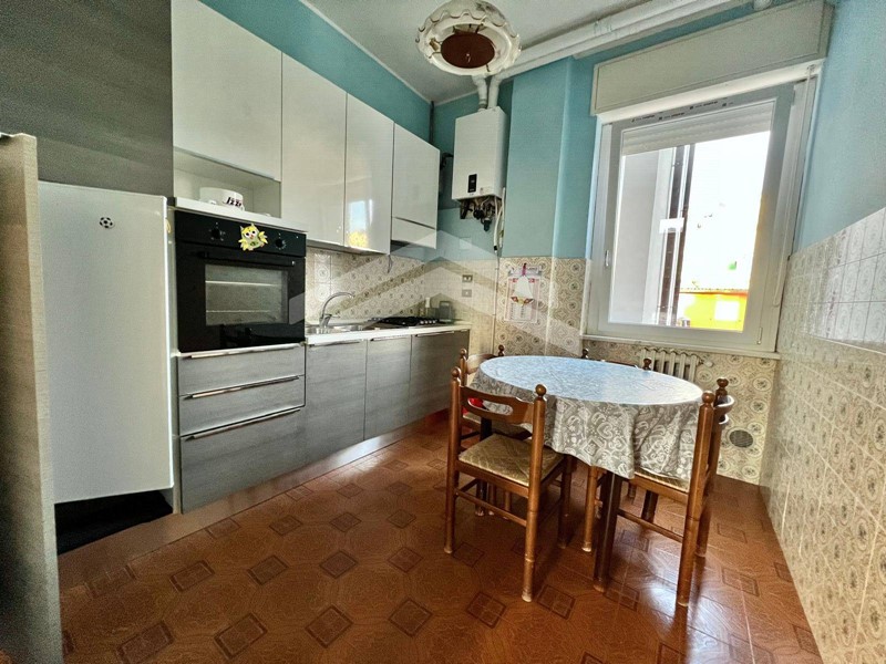 Trilocale in Affitto a Campobasso, 450&euro;, 80 m²