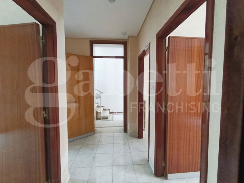 Quadrilocale in Vendita a Ragusa, 48'000&euro;, 70 m²