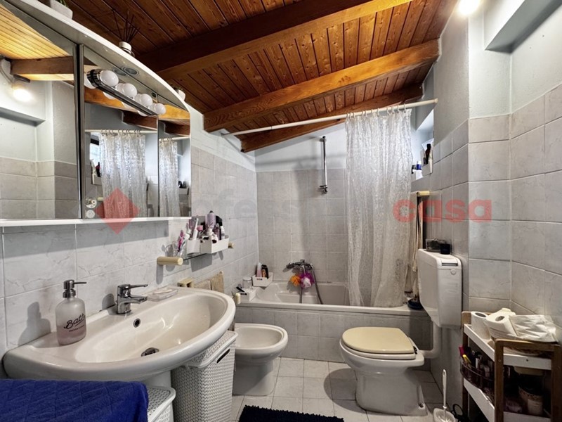 Trilocale in Vendita a Arona, 99'000&euro;, 99 m²