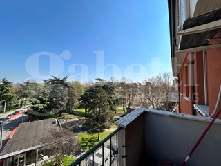 Trilocale in Vendita a Bologna, 279'000&euro;, 70 m²