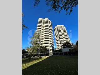 Appartamento in Vendita a Bologna, 495'000&euro;, 157 m²