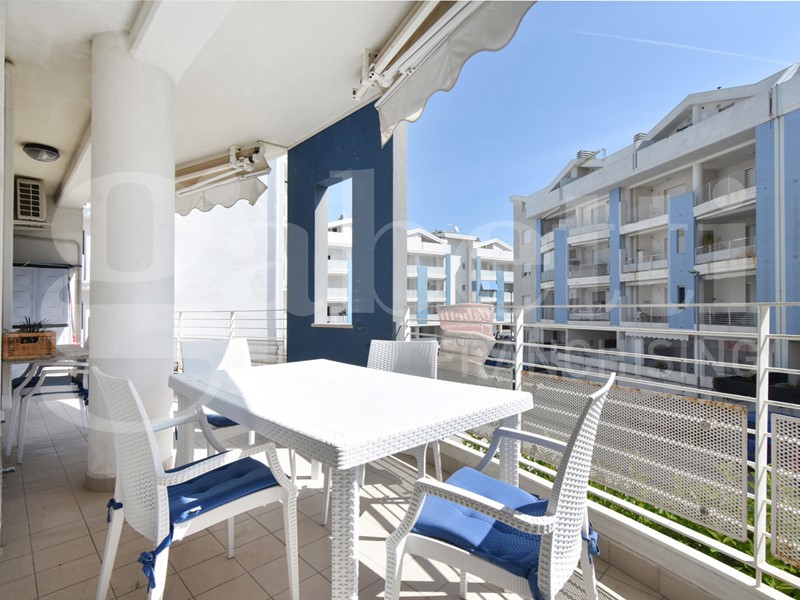 Trilocale in Vendita a Vasto, 155'000&euro;, 63 m², arredato, con Box