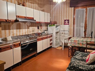Appartamento in Vendita a Scalea, 149'000&euro;, 140 m², arredato