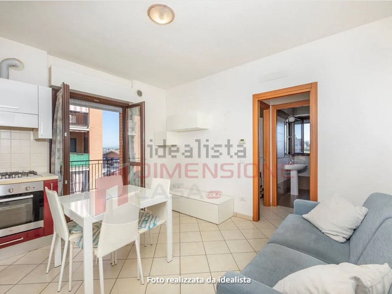 Bilocale in Vendita a Roma, 139'000&euro;, 45 m²