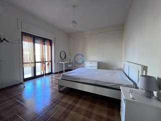 Quadrilocale in Affitto a Catanzaro, zona Catanzaro Lido, 2'000&euro;, 100 m², arredato