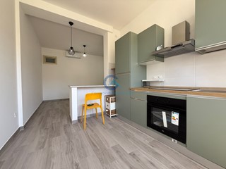 Trilocale in Affitto a Catanzaro, zona Catanzaro Lido, 1'800&euro;, 75 m², arredato