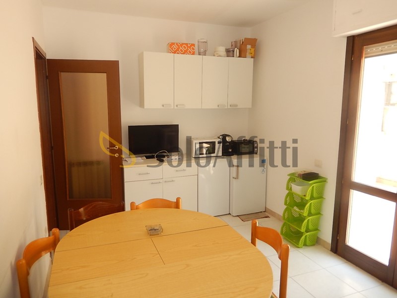 Quadrilocale in Affitto a Catanzaro, zona Lido Casciolino, 230&euro;, 120 m², arredato