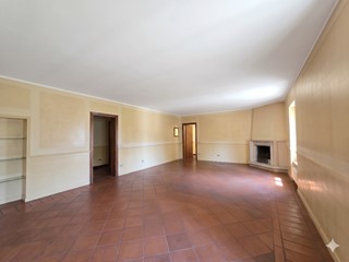 Quadrilocale in Vendita a Brescia, zona CITTA' - Zona Sud, 350'000&euro;, 162 m²