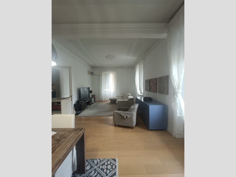 Appartamento in Vendita a Genova, zona Albaro, 425'000&euro;, 160 m²