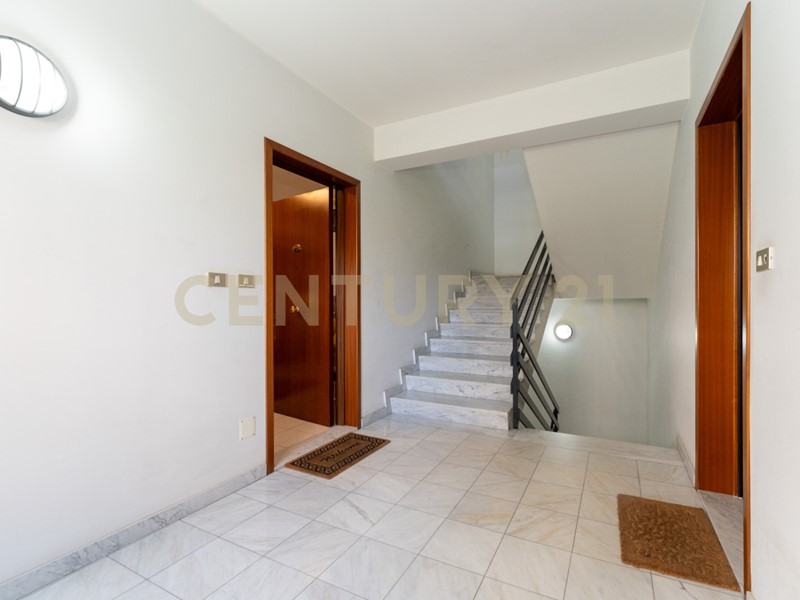Appartamento in Vendita a Catania, 127'000&euro;, 101 m²