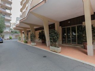 Appartamento in Vendita a Catania, 240'000&euro;, 150 m²