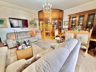 Appartamento in Vendita a Siracusa, zona Grottasanta - Tunisi, 98'000&euro;, 128 m²