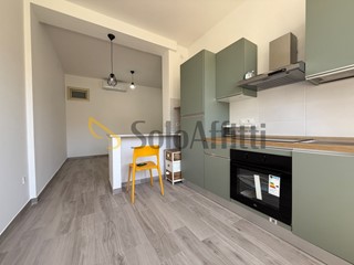 Trilocale in Affitto a Catanzaro, zona Lido Corso, 1'800&euro;, 75 m², arredato