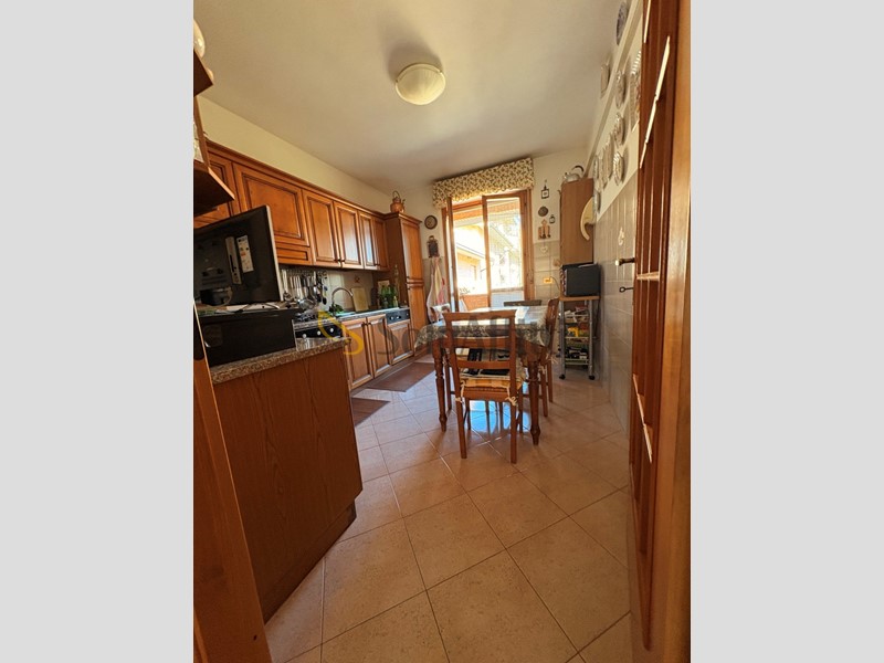 Appartamento in Affitto a Siena, zona Taverne d' Arbia, 800&euro;, 100 m², arredato, con Box