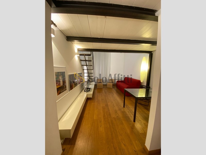 Bilocale in Affitto a Milano, zona Centro, 1'400&euro;, 57 m², arredato