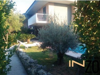 Quadrilocale in Vendita a Città Sant'Angelo, 264'750&euro;, 168 m²