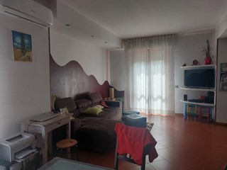 Quadrilocale in Vendita a Santa Croce sull'Arno, 199'000&euro;, 105 m², con Box