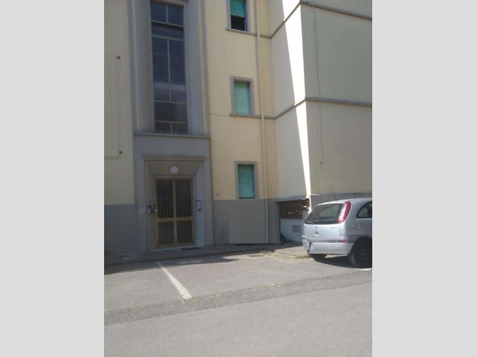 Quadrilocale in Vendita a Pontedera, 51'188&euro;, 64 m²