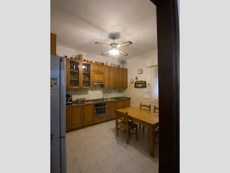 Appartamento in Vendita a Castelnuovo Magra, zona Molicciara, 185'000&euro;, 104 m², arredato