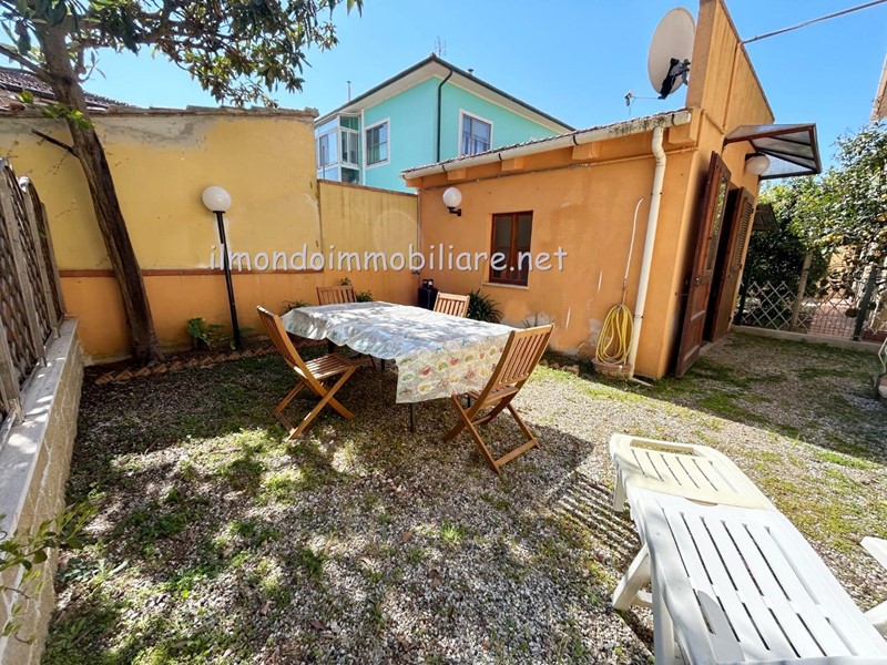 Appartamento in Affitto a Rosignano Marittimo, zona Vada, 800&euro;, 100 m², arredato, con Box