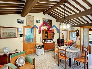 Appartamento in Vendita a Coreglia Antelminelli, zona Tereglio, 110'000&euro;, 118 m²