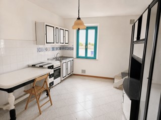 Quadrilocale in Vendita a Palaia, zona Forcoli, 68'000&euro;, 75 m², arredato