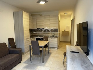 Trilocale in Affitto a Massa, 1'400&euro;, 70 m², arredato