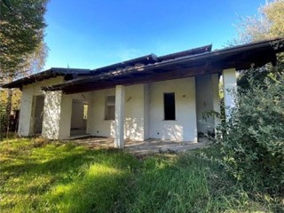 Quadrilocale in Vendita a Vigevano, 57'250&euro;, 144 m²
