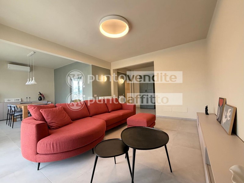 Appartamento in Affitto a Lucca, zona Arancio, 2'000&euro;, 130 m², arredato