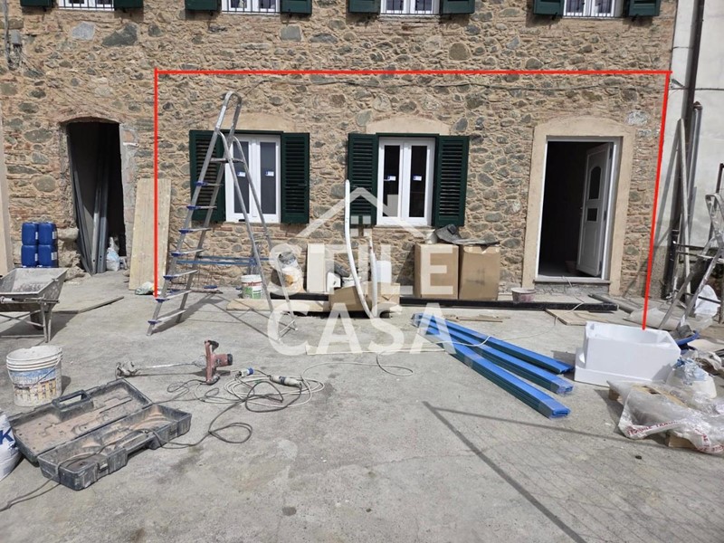 Trilocale in Vendita a Capannori, zona Camigliano, 240'000&euro;, 100 m²