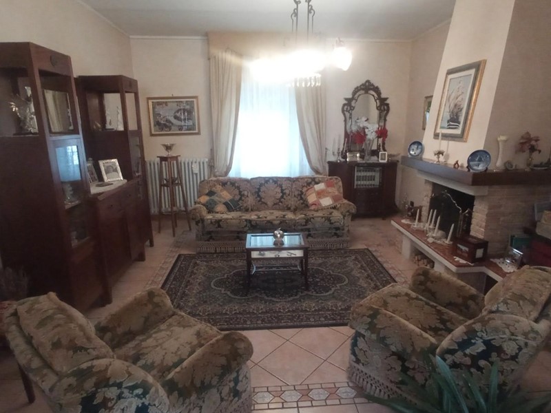 Quadrilocale in Vendita a Montopoli in Val d'Arno, zona Marti, 148'000&euro;, 100 m²