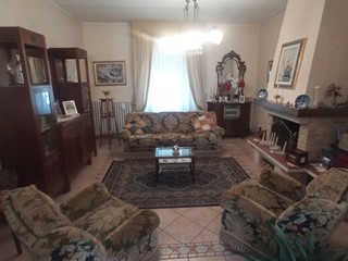Quadrilocale in Vendita a Montopoli in Val d'Arno, zona Marti, 148'000&euro;, 100 m²