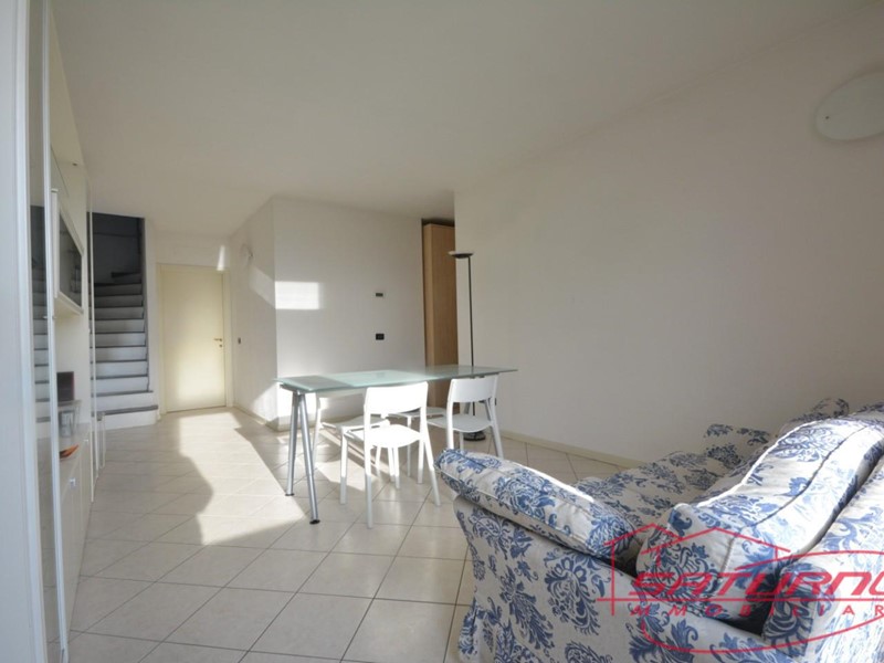 Quadrilocale in Vendita a Lucca, zona Arancio, 240'000&euro;, 90 m², arredato