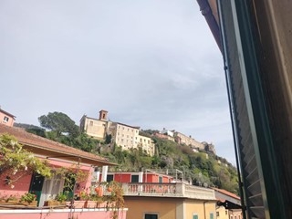 Appartamento in Vendita a Massa, 170'000&euro;, 170 m²