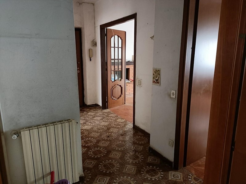 Appartamento in Vendita a Carrara, 115'000&euro;, 73 m²