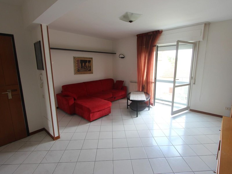 Appartamento in Vendita a La Spezia, 245'000&euro;, 100 m², arredato