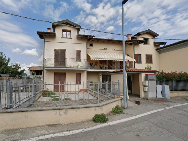 Trilocale in Vendita a San Colombano al Lambro, 78'750&euro;, 125 m², con Box