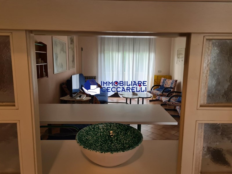 Trilocale in Affitto a Massa, 1'900&euro;, 70 m², arredato