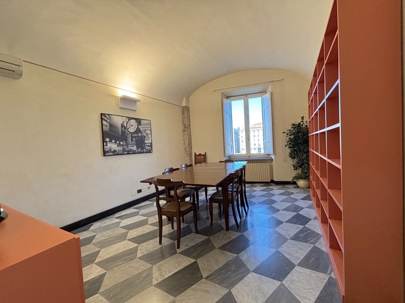 Appartamento in Vendita a Pisa, 800'000&euro;, 240 m²