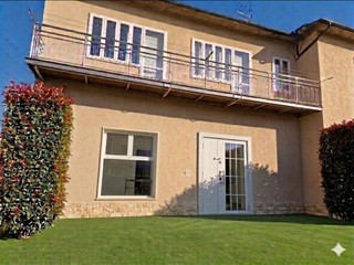 Quadrilocale in Vendita a Colle di Val D'Elsa, zona Gracciano Dell'elsa, 315'000&euro;, 105 m², con Box