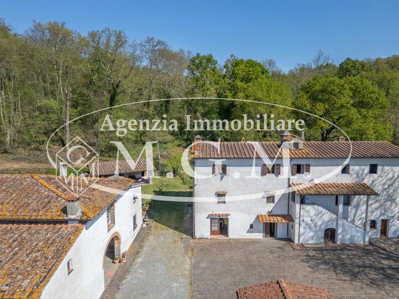 Appartamento in Vendita a Calcinaia, 165'000&euro;, 65 m²