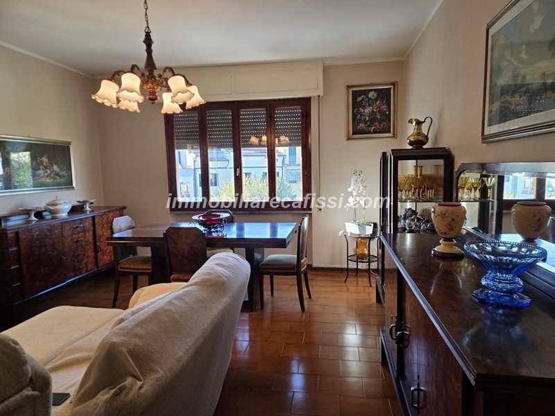 Appartamento in Vendita a Poggio a Caiano, 365'000&euro;, 230 m²