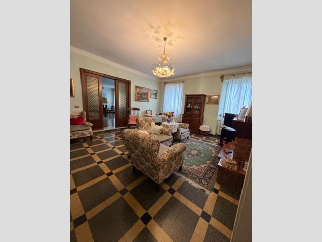 Appartamento in Vendita a Camaiore, 400'000&euro;, 250 m²