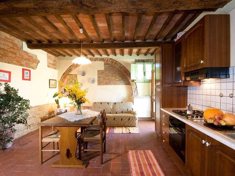 Trilocale in Affitto a Capannoli, zona San Pietro In Belvedere, 1'000&euro;, 70 m², arredato